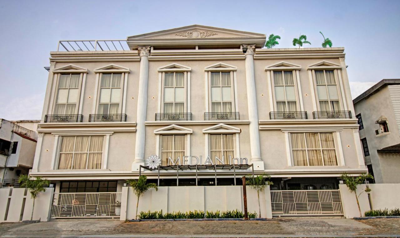 Treebo Premium Median Inn Nagpur Exterior photo