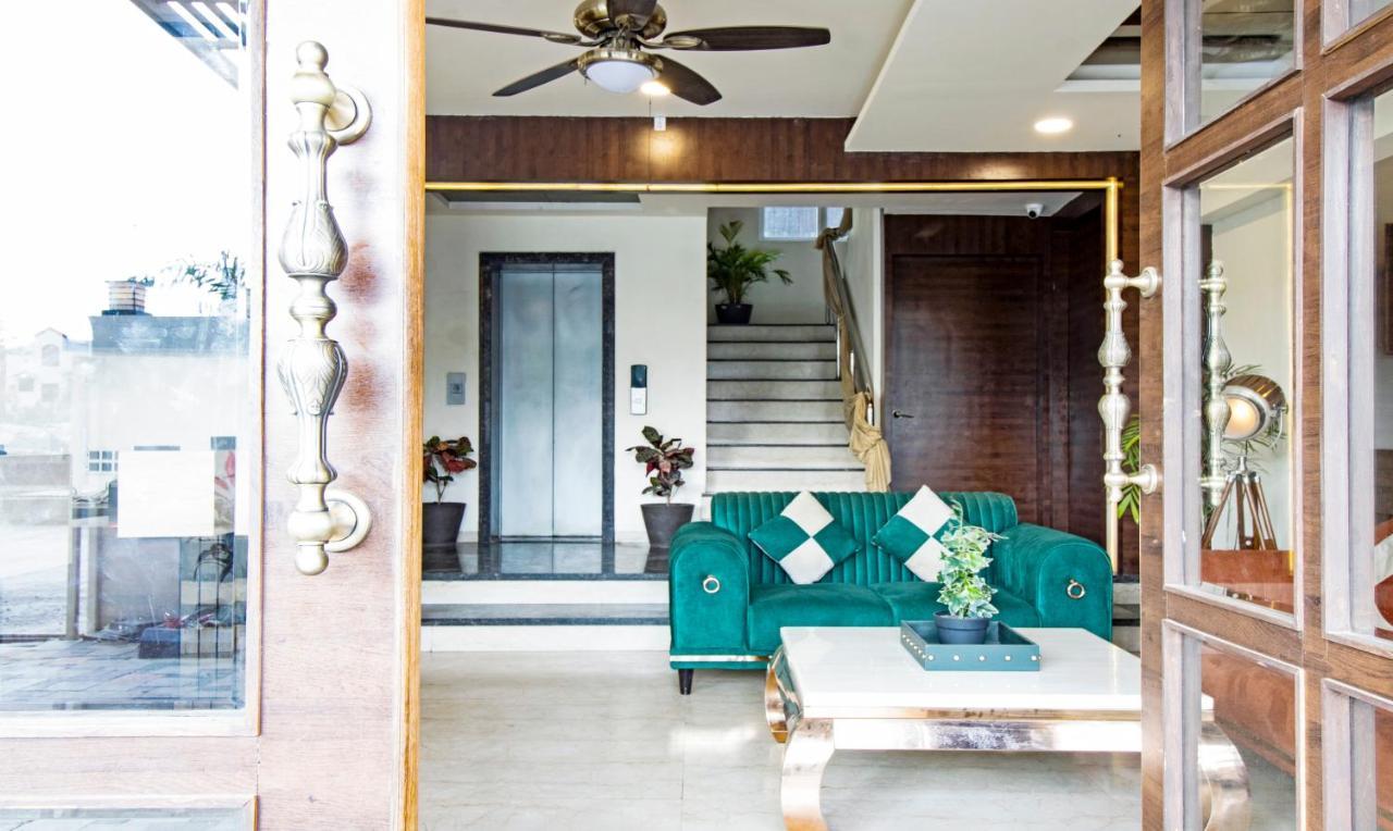 Treebo Premium Median Inn Nagpur Exterior photo